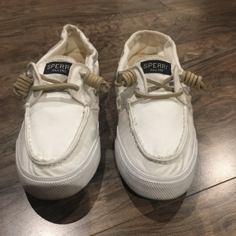 Sperry White Topsider